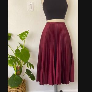 Wine / Maroon Accordian style Midi Skirt